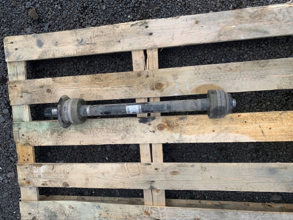 фото №1, Bmw m5 f90 приводной вал левый задняя 7856937