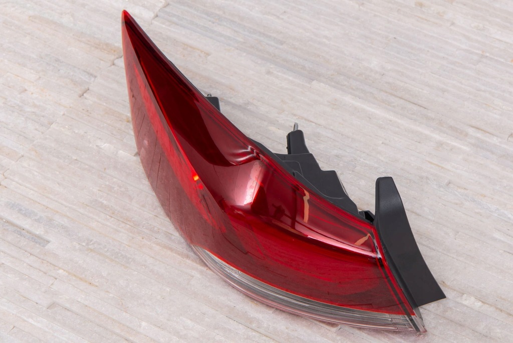 фото №7, Hyundai elantra vi ad 2015-2018 лампа кузовная задняя левая 92401f2000