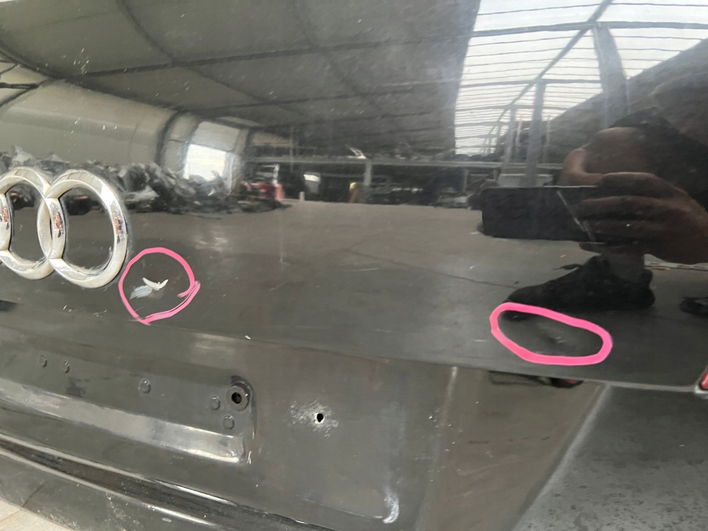 фото №9, Крышка багажника задняя багажника audi q7 4l камера