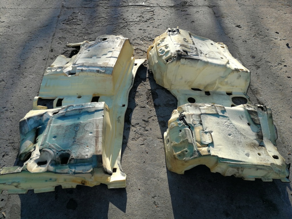 фото №9, 7265988 коврик пол обшивка салона пол bmw f21 f22 f23 lci m2 eu