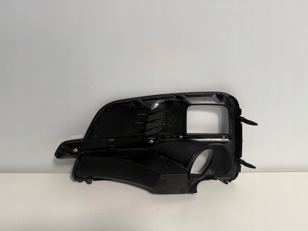 фото №6, Решітка бампера перед права subaru levorg 57731va220