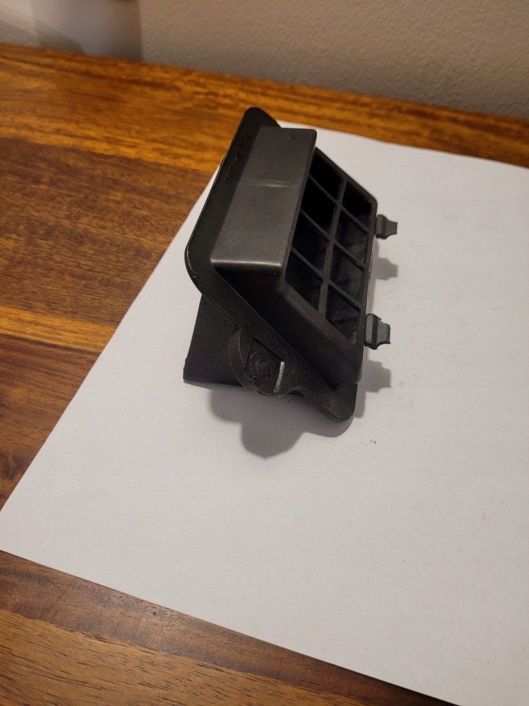 Купити Рамка вихід повітря w багажник cinquecento , do 15.01.1998 46415905