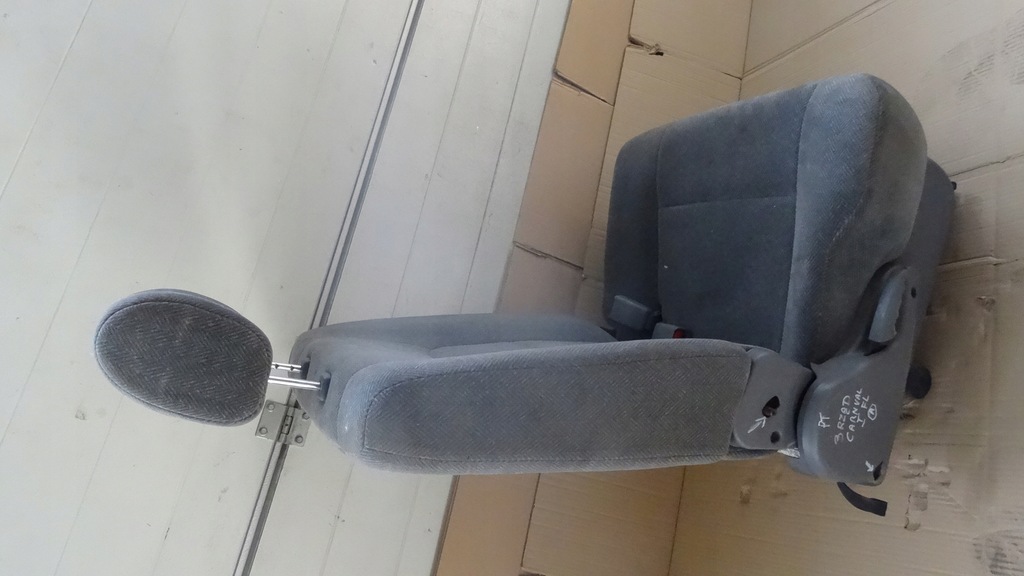 фото №7, Kia carnival i сидіння правий задня iii ряд