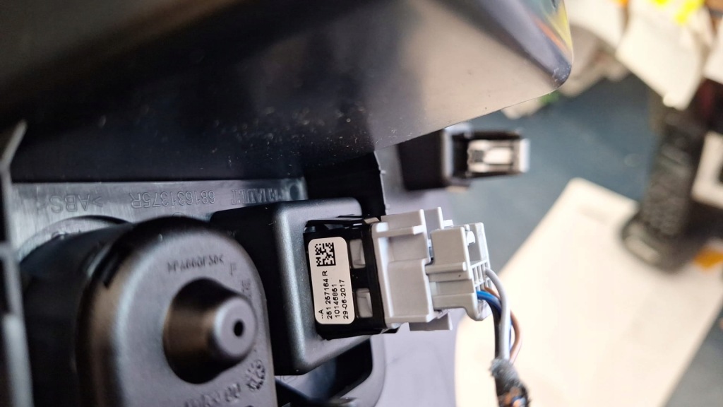 фото №4, Панель зеркал радар dacia duster ii 681631375r