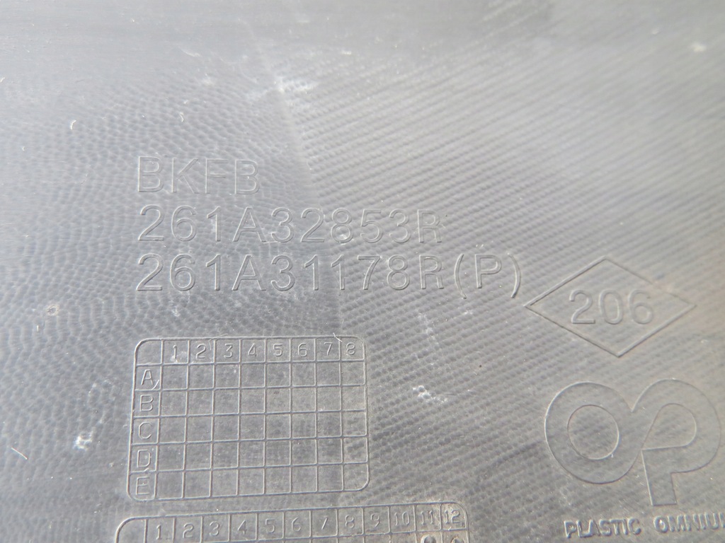 фото №7, Решётка левая бампера перед renault megane iv