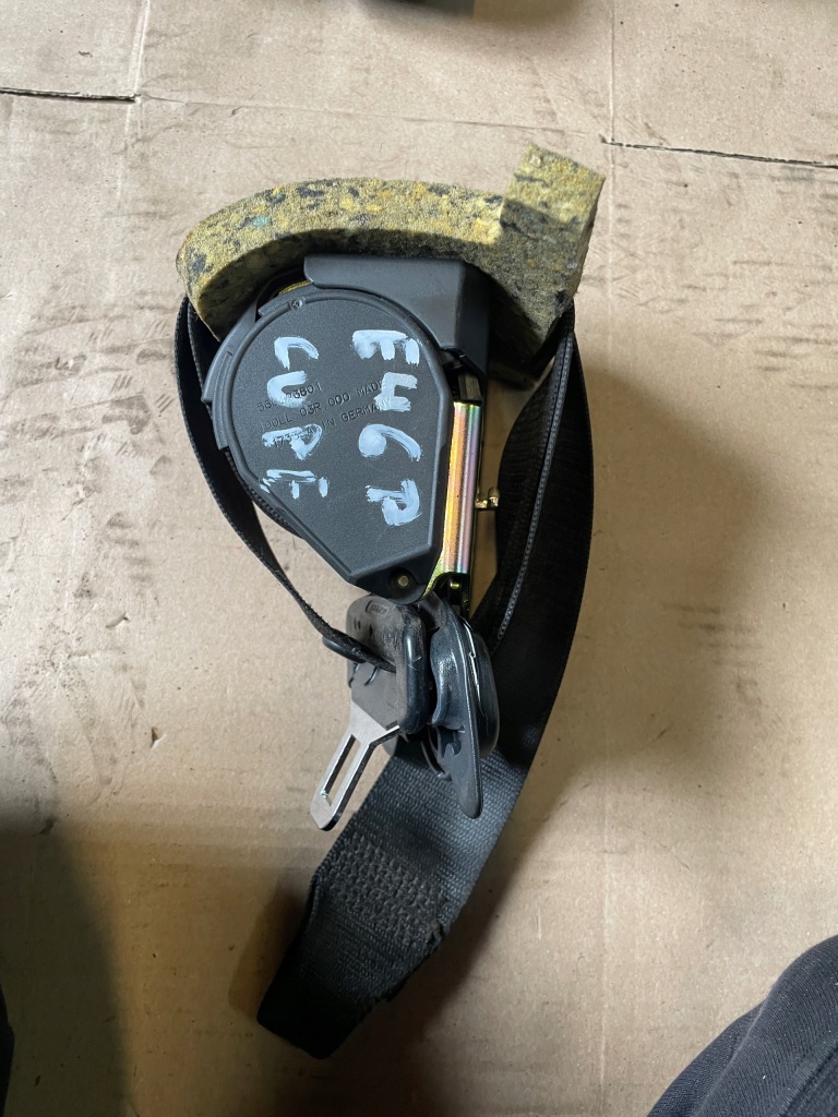 Купить Поперечина безопасности правый перед bmw e46 купе чёрный