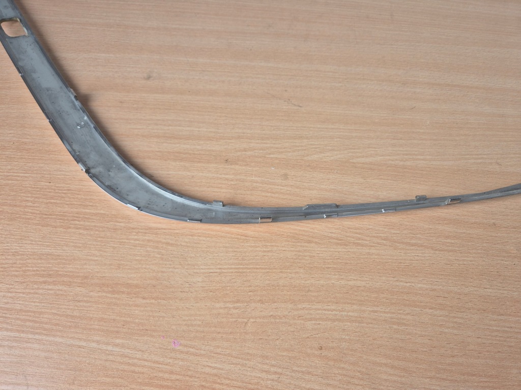 фото №11, Bmw e38 przed lift хромована молдинг бампера права pod омивач