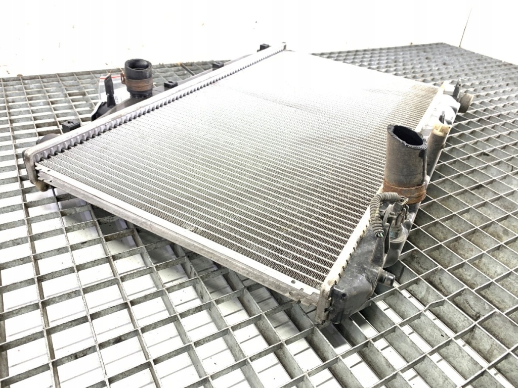 Радіатор води honda civic viii 1.8 140km радіатор Доставка