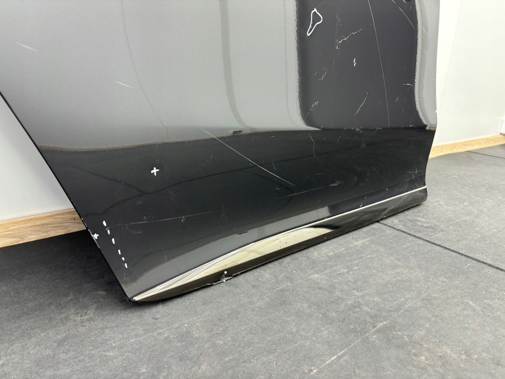 Mercedes eqe w295 295 дверь правое задняя задние Недорого