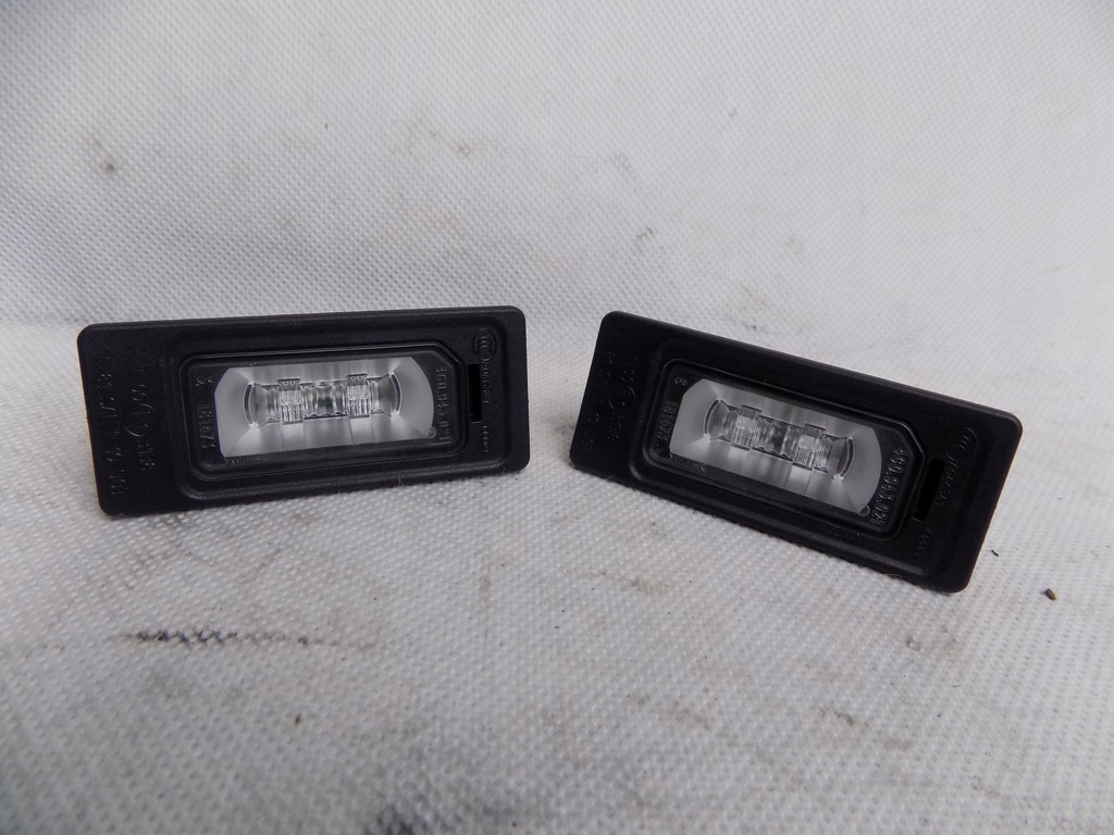 фото №1, Audi a5 8t освещение лампа led номерного знака регистрационный комплект