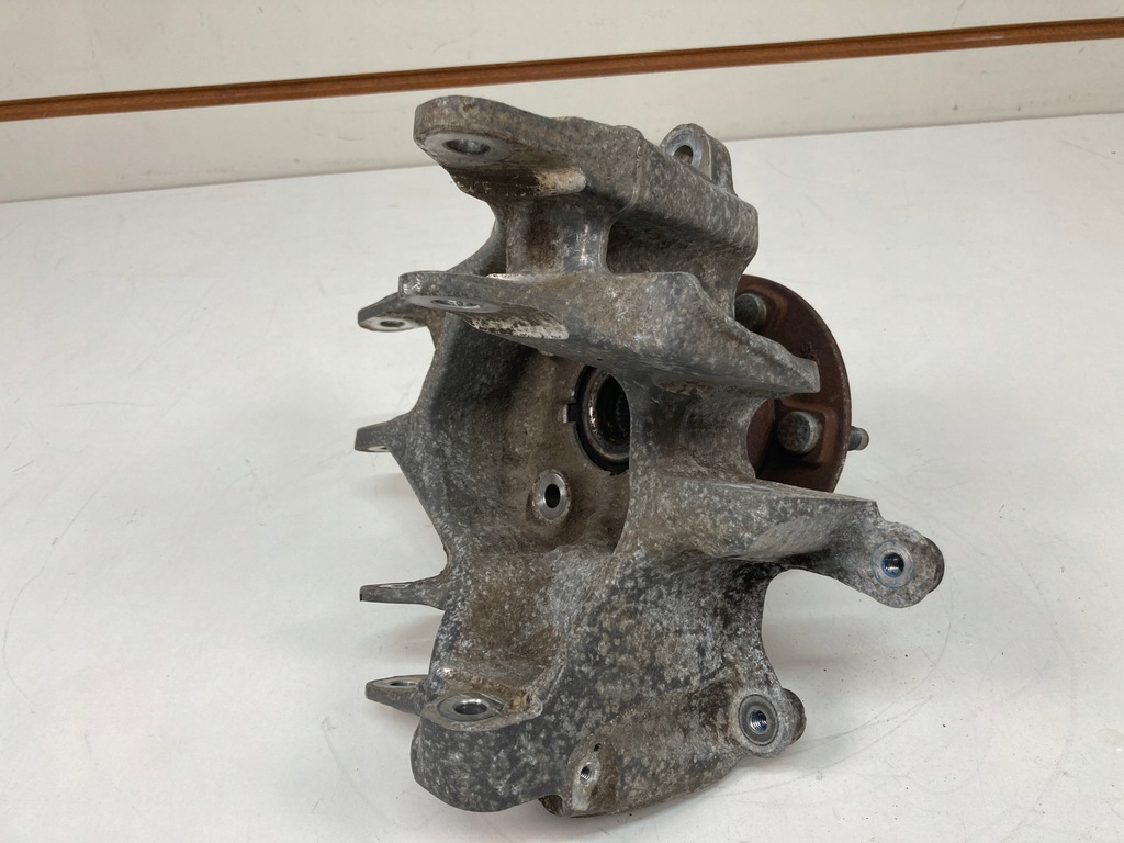 фото №10, Поворотний кулак ліва задня tesla x