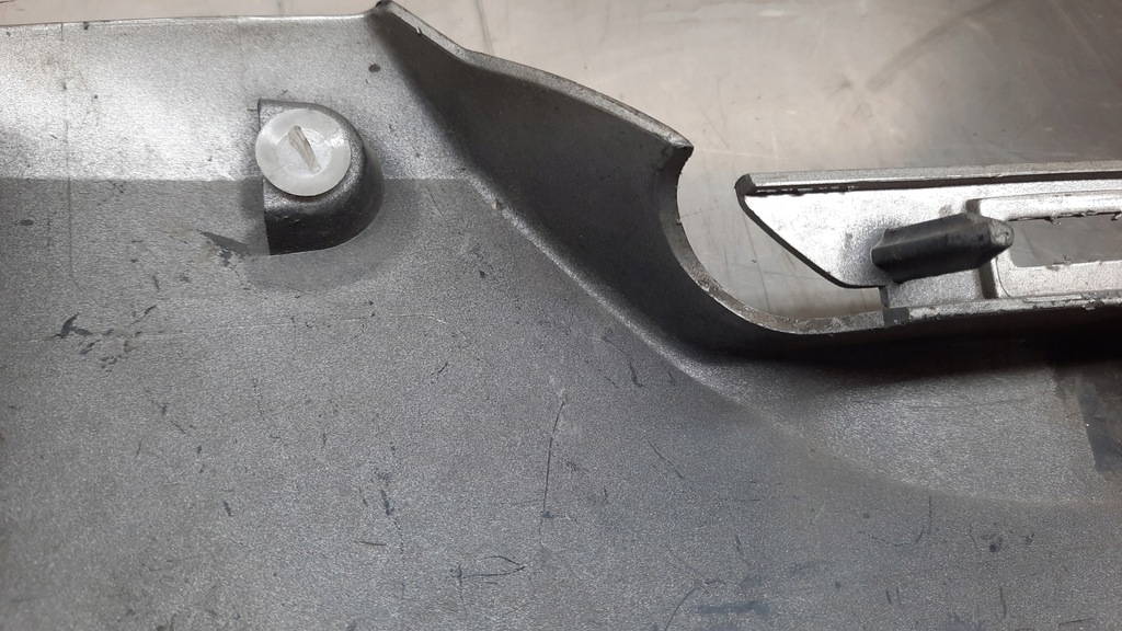 фото №10, Наконечник накладка накладки порога левая 30678564 volvo v70 iii