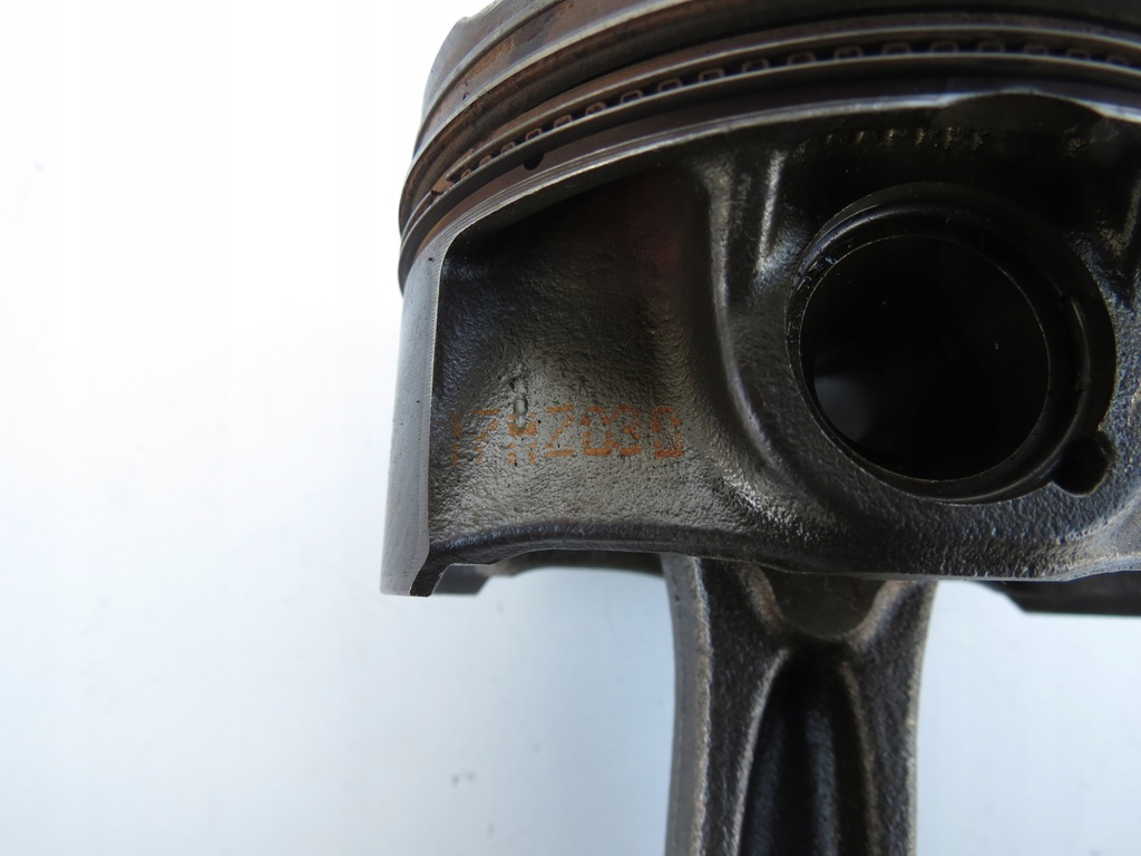 фото №11, Поршень + шатун b4204t7 volvo s60 ii v60 i xc60 i 2.0 t5