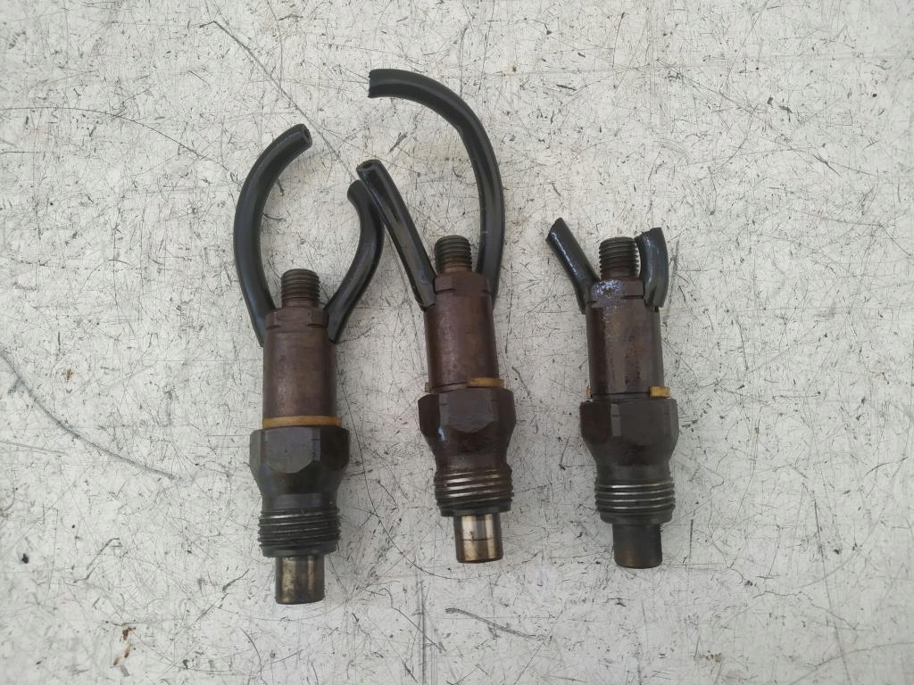 фото №1, Форсунка mitsubishi carisma 1.9 td lcr6735401d