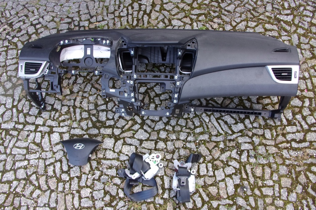 фото №1, Консоль подушки безопасности ремни kpl. оригинал hyundai i30 ii 2013-2017