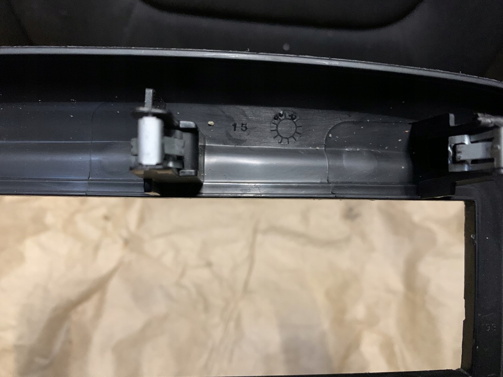 фото №10, Рамка радио trafic iii 682603912r vivaro b рама