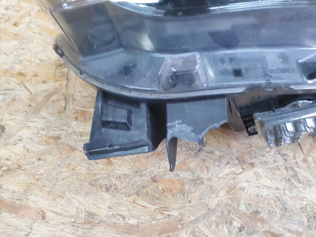 фото №8, Espace v lift лампа левый перед 260601628r matrix