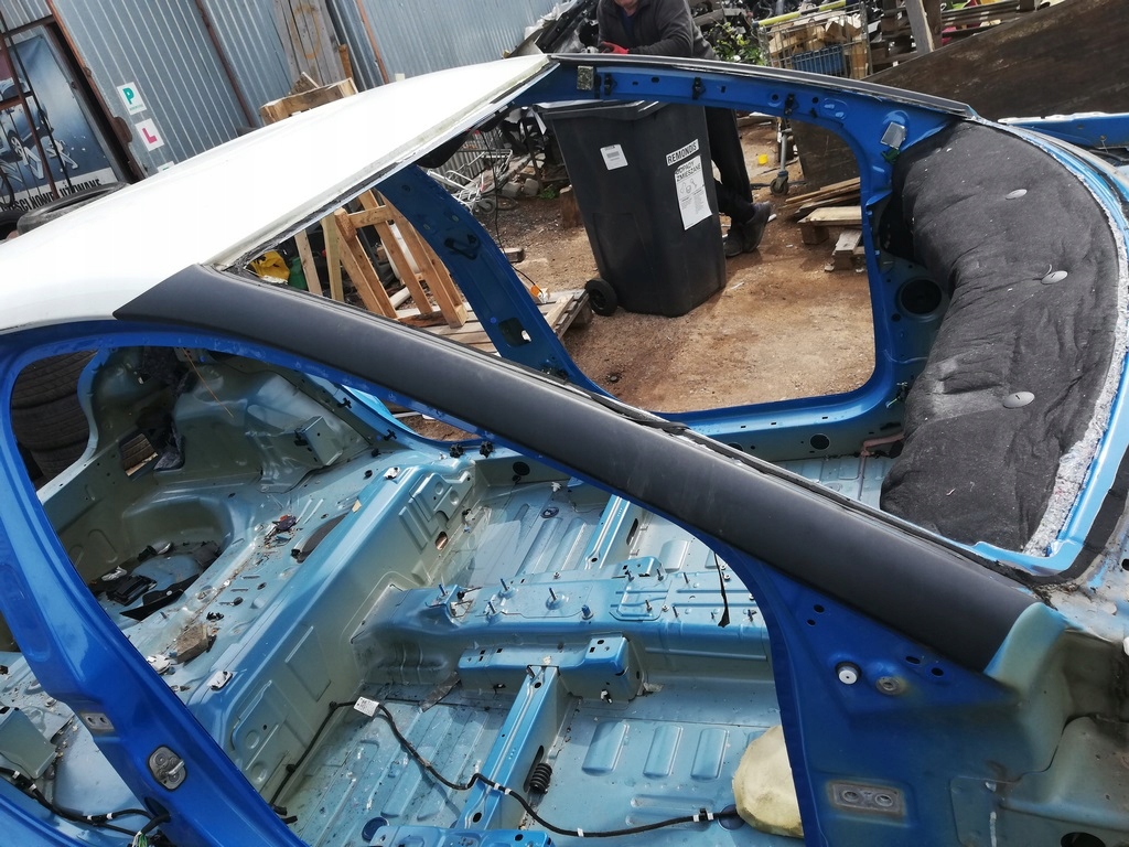 фото №1, Блок двигателя крышный правый citroen c3 iii