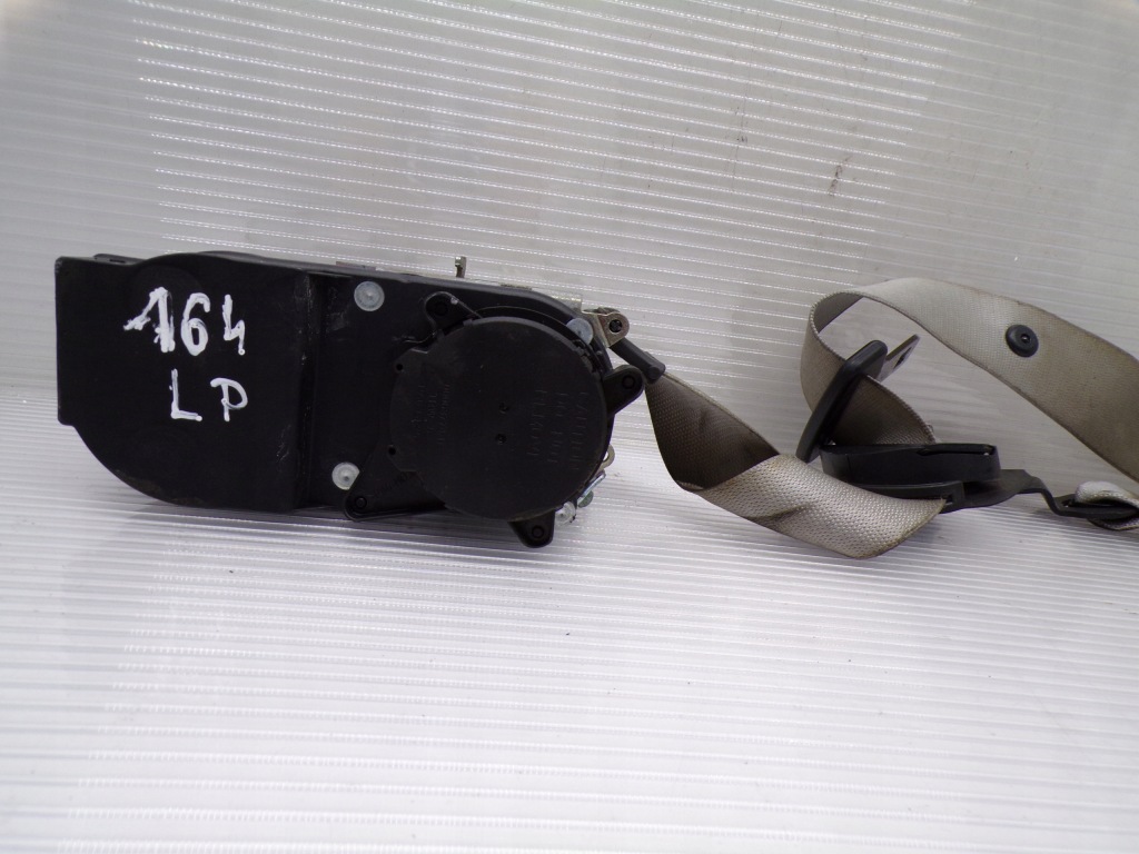 Купить Ремень безопасности левый перед mercedes w164