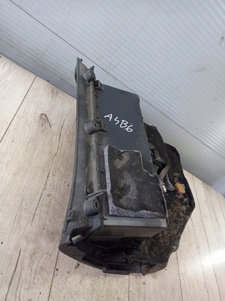 фото №7, Audi a4 b6 холодильник