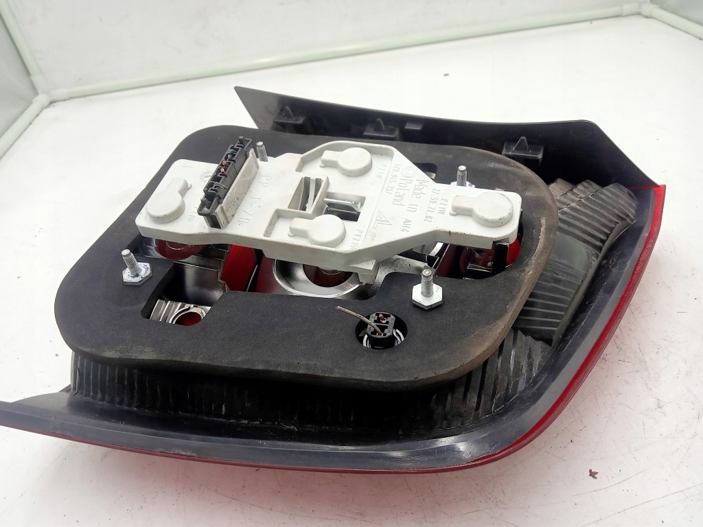 фото №10, Лампа лівий задня skoda octavia ii kombi lift 1z9945111a