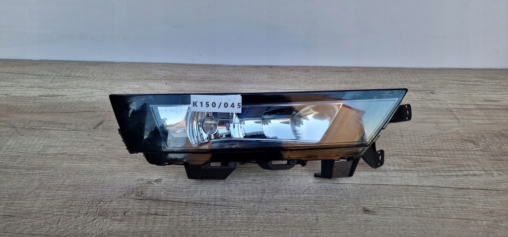 фото №1, Skoda rapid lift 5ja правий протитуманна фара протитуманний