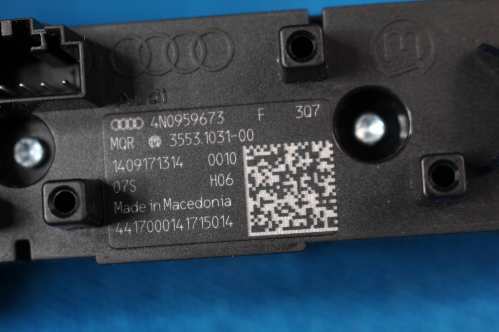 фото №10, Audi a8 d5 4n перемикач камера панель перемикачів 2018r 4n0959673f