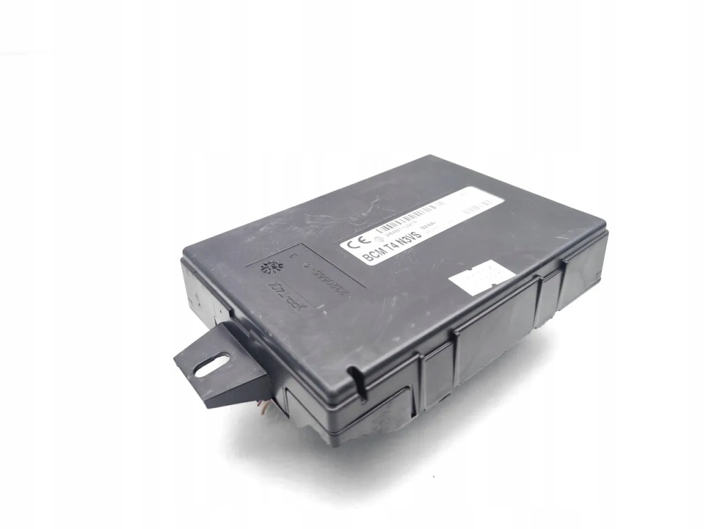 Dacia duster блок управления / модуль комфорта 1.6 sce 115 бензин 84kw 115 hp Доставка