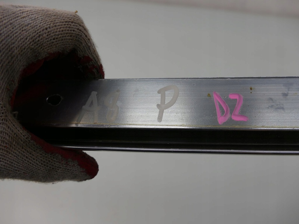 фото №10, Audi a8 d2 молдинг кузовна дахова права хром