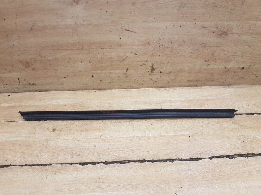 фото №8, Молдинг прокладка двері права перед peugeot 508