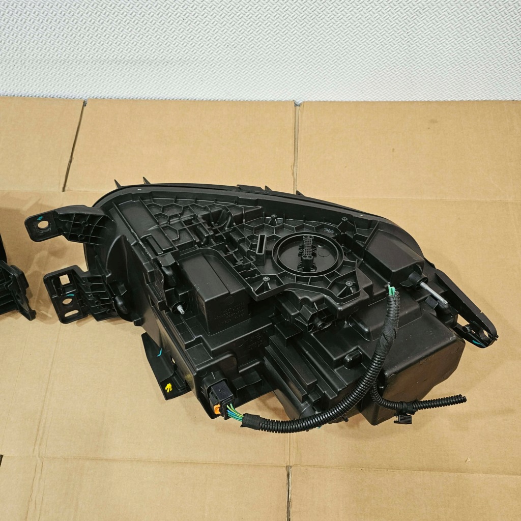 фото №9, Citroen c5 aircross лампа фара левый lub правый full led