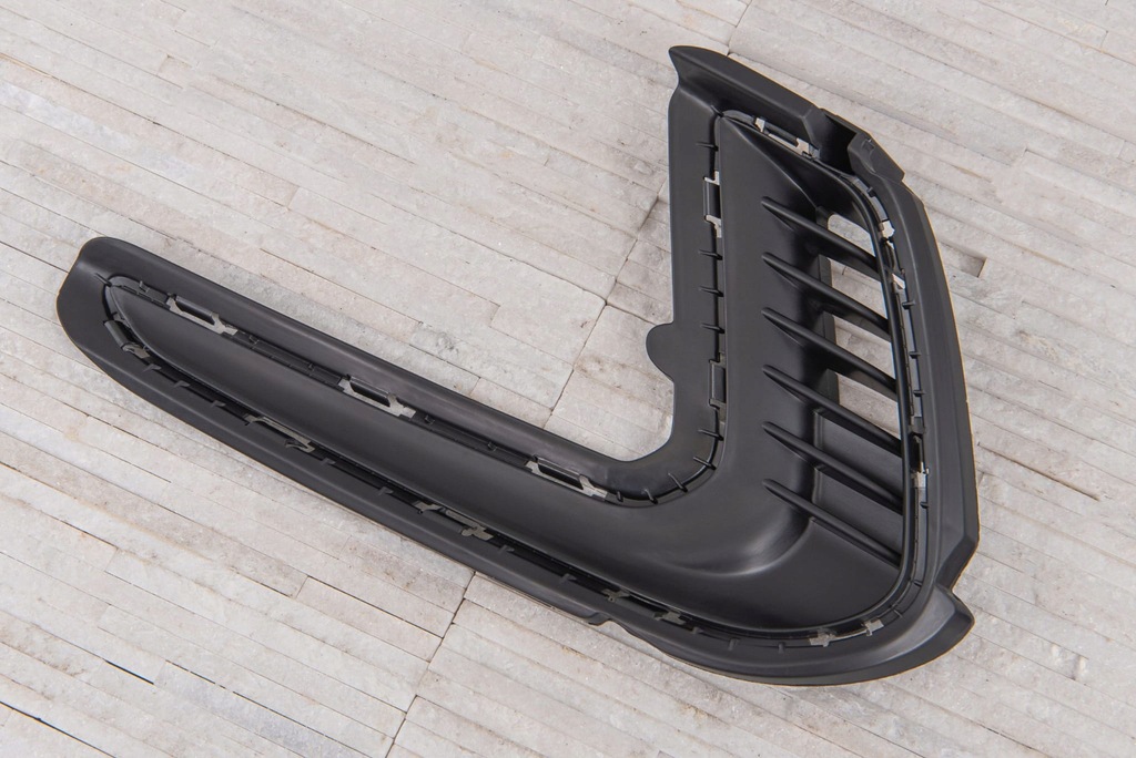 фото №8, Hyundai elantra vi ad 2015-2018 заглушка противотуманной фары левая 86563f2000