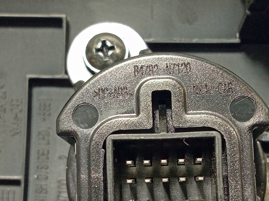 фото №4, Hyundai tucson iv кнопка запуск стоп 84782-n7120