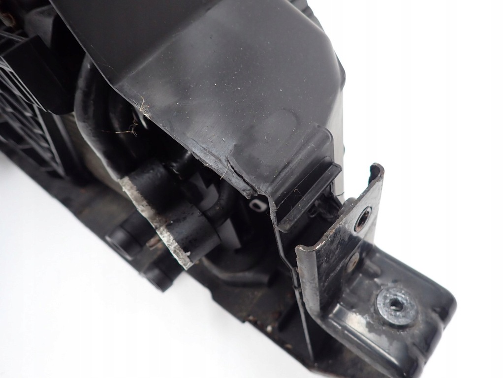 фото №8, Комплект радіатор wody кондиціонер вентилятор pas audi a1 8x 1.2i 63kw 13r