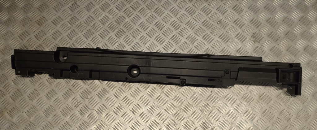 фото №1, Bmw f34 накладка лонжерон правий задня 7295580