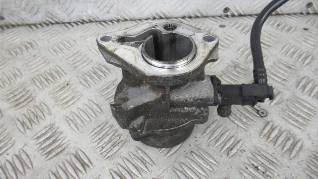 фото №1, Насос вакуум вакуум renault twingo 2 8200577807