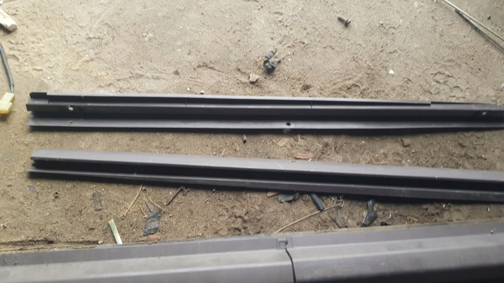 фото №4, Шторка стекло электрическая направляющие renault magnum правая