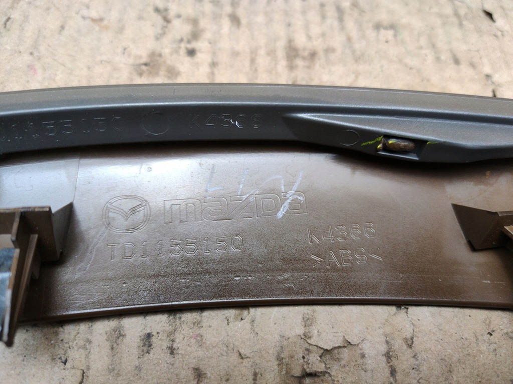 фото №7, Молдинг внутрішня двері перед права сторона mazda cx-9 facelift 2012