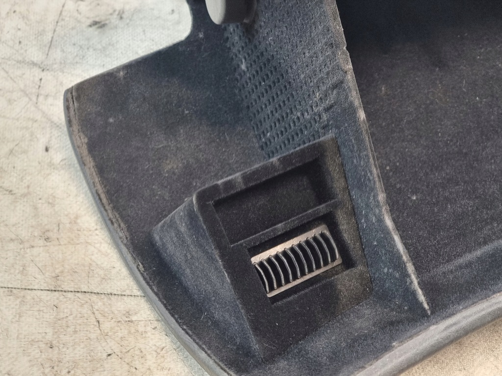 фото №14, Бардачок пассажира оригинальный номер 4d1857095ll audi a8 d2