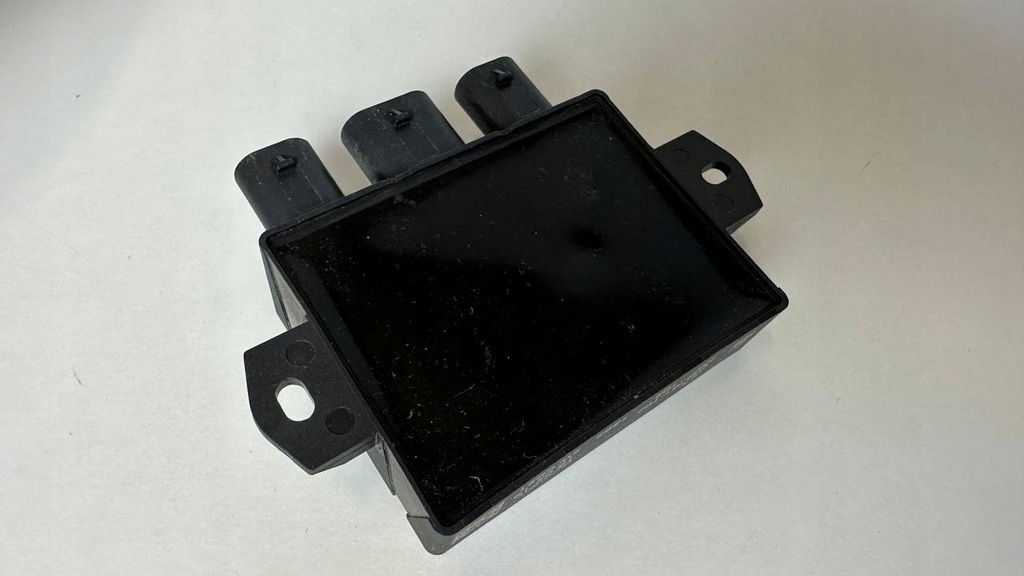 фото №3, Модуль крышки range rover velar l560 c74781-102