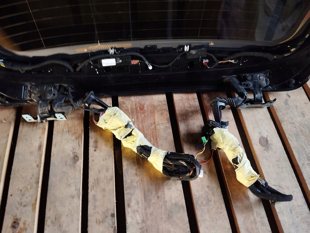 фото №6, Mercedes w212 kombi крышка багажника багажника 197