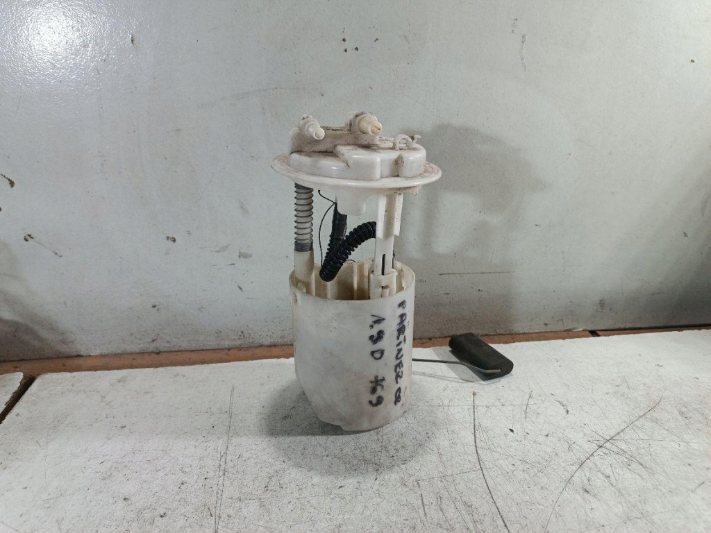 Купити Насос поплавок пального peugeot partner i 1.9 d 9625476380