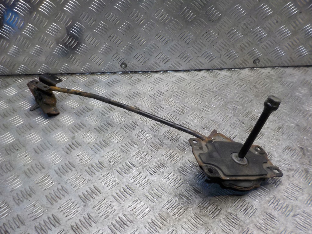 фото №1, Kia sorento iii подъемник кронштейн podnośnk колеса запасного