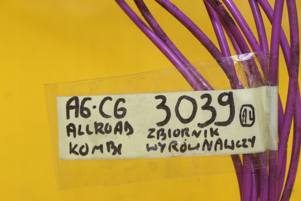 фото №8, Шланг подвеска пневматический fioletowy audi a6 c6 allroad