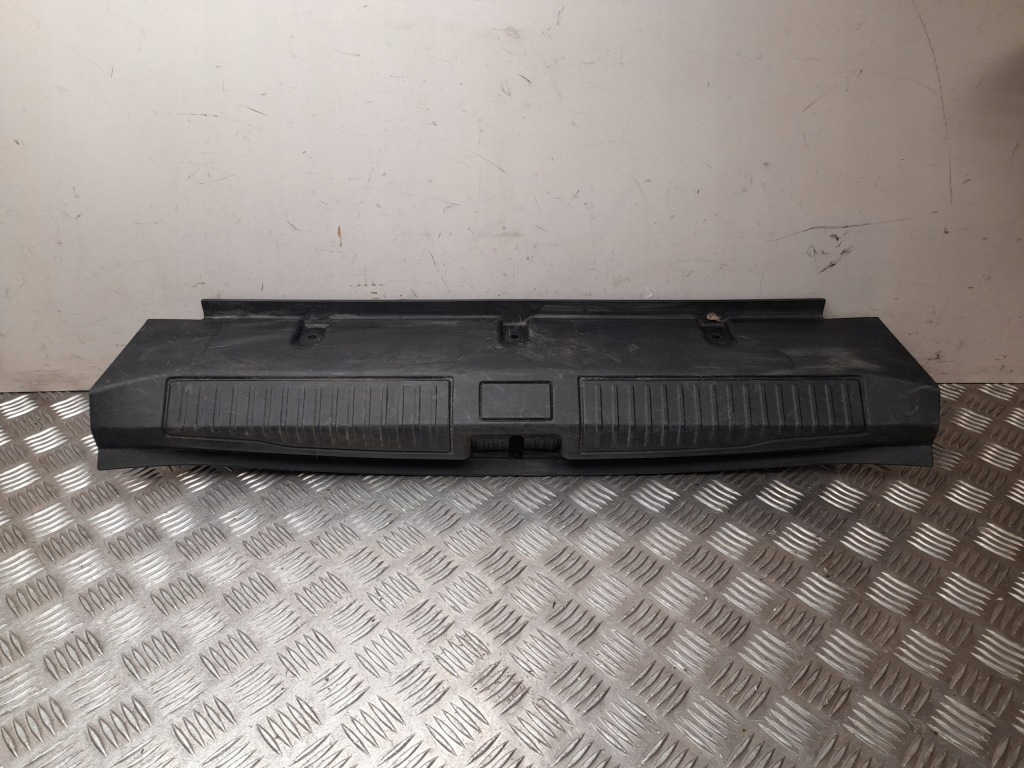 Купити Панель замка багажника alfa romeo giulia 2018 156107229