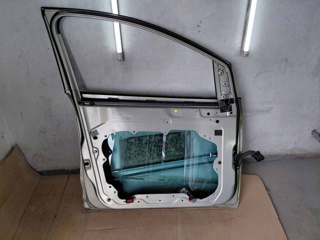 фото №5, Ford kuga mk1 двері ліва лівий перед p8