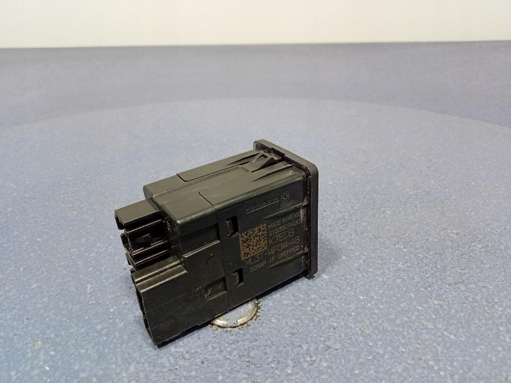 фото №6, Ford mustang mach-e разъём port usb ml3t14f014ab