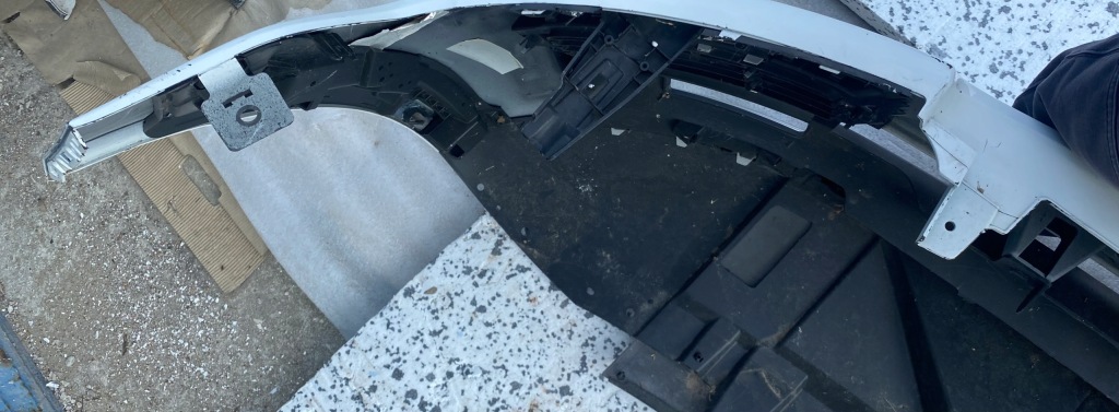 Range rover vogue l405 бампер передній оригінальний номер ck5217f003a Ціна