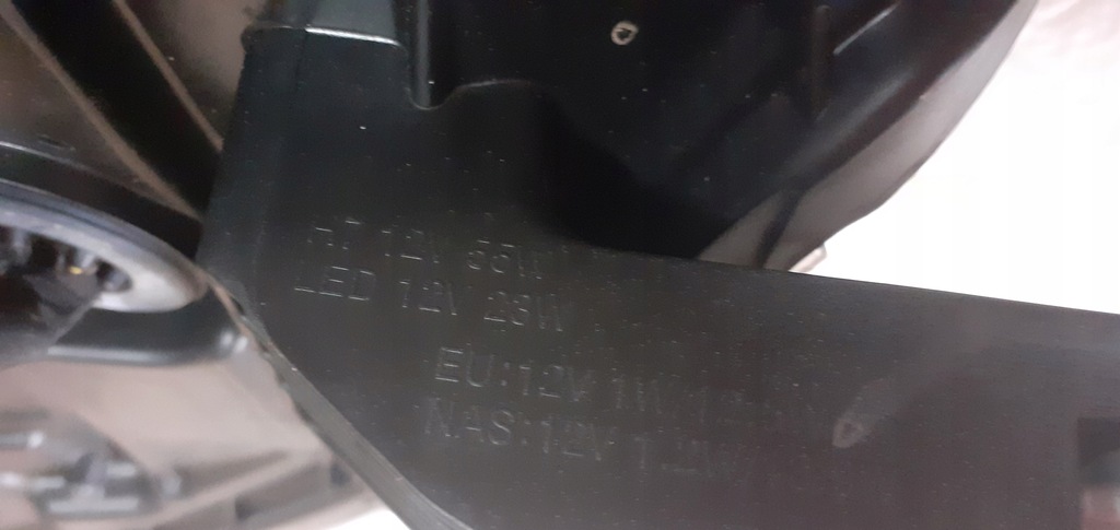 фото №12, Mitsubishi outlander iii lift лампа права лінза led 4bx15 8301c8