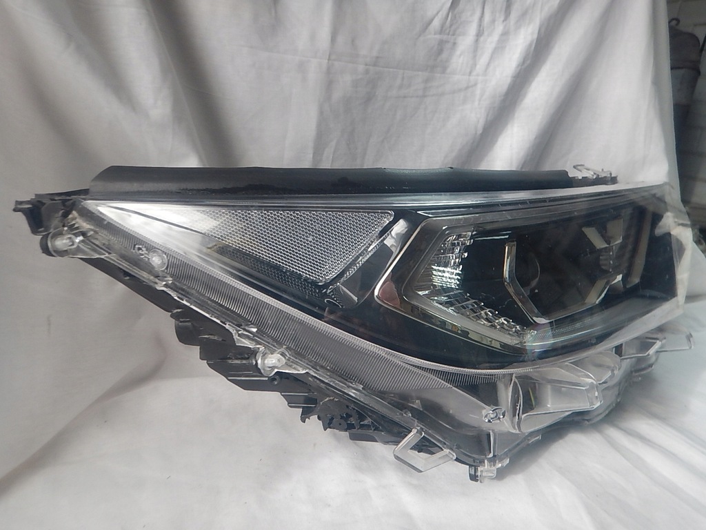 фото №3, Toyota rav4 rav-4 v правая лампа перед led